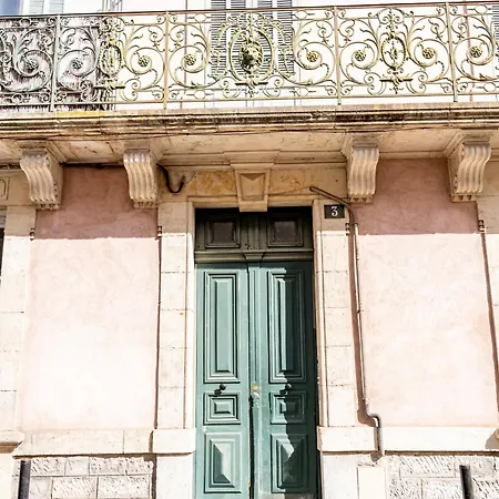 L'atelier De La Placette Yourhosthelper Nîmes